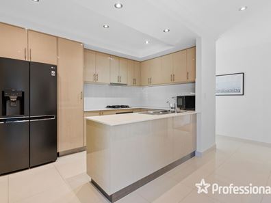 17B Lewes Road, Nollamara WA 6061
