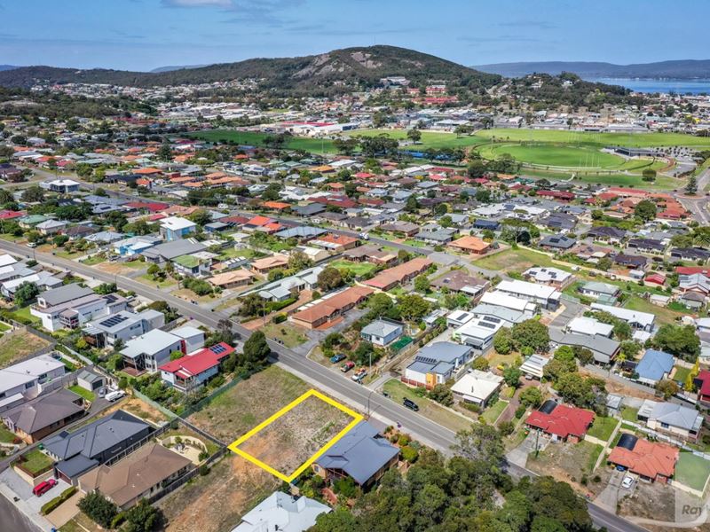140 Angove Road, Spencer Park WA 6330