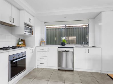 4/67 Edeline Street, Spearwood WA 6163