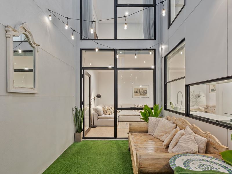 9/6 Parney Close, North Coogee