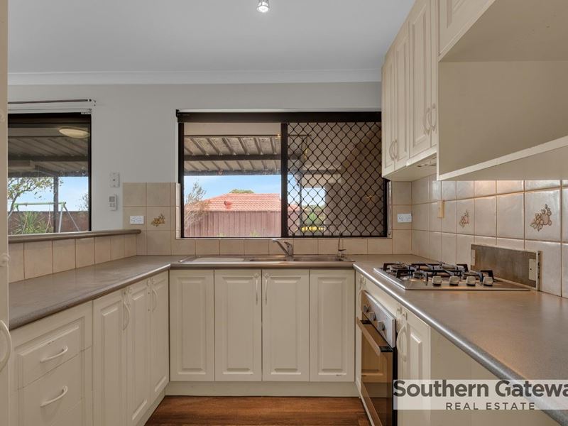 1 Youngs Place, Parmelia