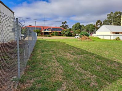 398 Fitzgerald St West, Northam WA 6401