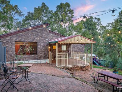 2 Reed Rise, Roleystone WA 6111