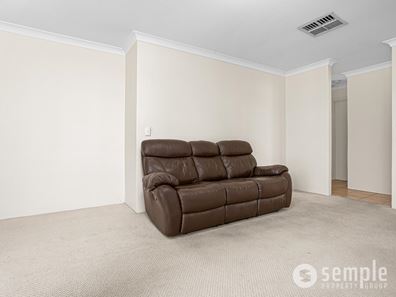 109 South Lake Drive, South Lake WA 6164