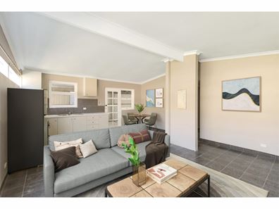 16 Crawford Road, Orelia WA 6167