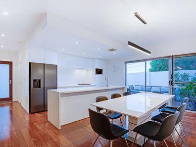 233 Huntriss Road, Doubleview WA 6018