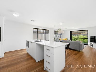 18 Monolith Way, Wellard WA 6170