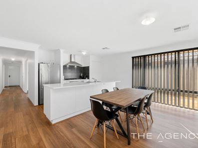 18 Monolith Way, Wellard WA 6170