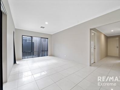 68 Blackmore Loop, Brabham WA 6055