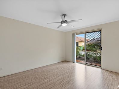59/135 Challis Road, Seville Grove WA 6112