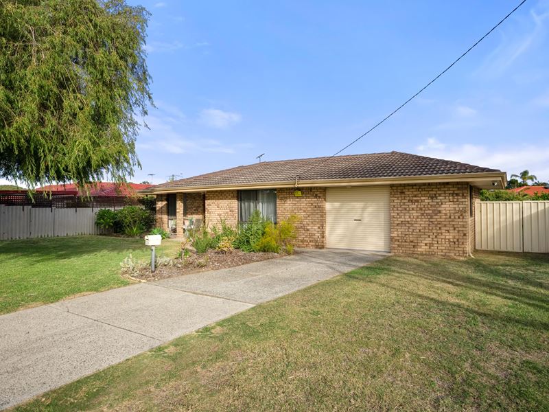 12 Erindoon Way, Waikiki WA 6169