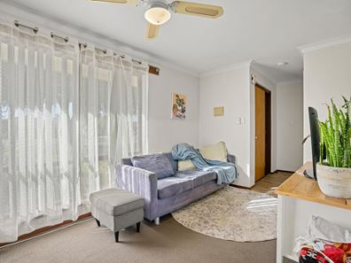 12 Erindoon Way, Waikiki WA 6169