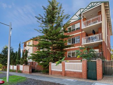 18/62 Bronte Street, East Perth WA 6004