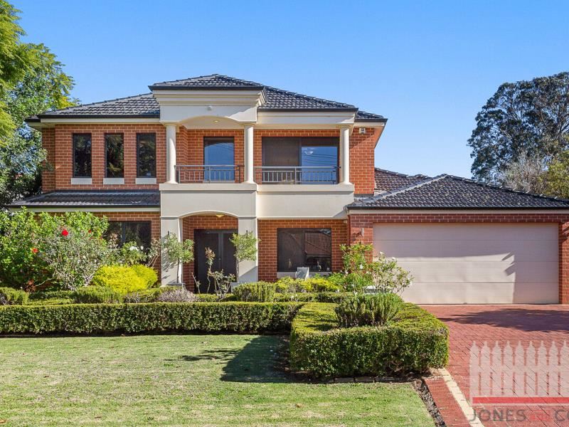 8 Parnell Parade, Bassendean WA 6054