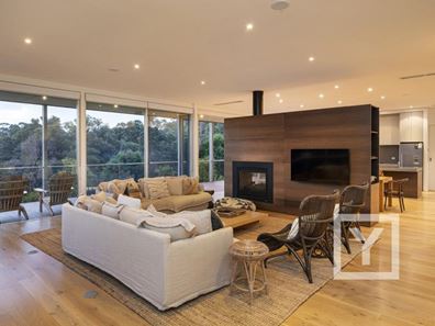 16 Dress Circle, Yallingup WA 6282