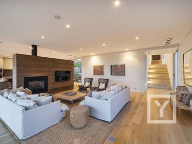 16 Dress Circle, Yallingup WA 6282