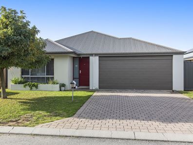 15 Jordan Street, Haynes WA 6112