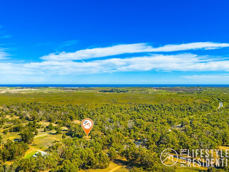 1/8 Vanilla Retreat, Two Rocks WA 6037