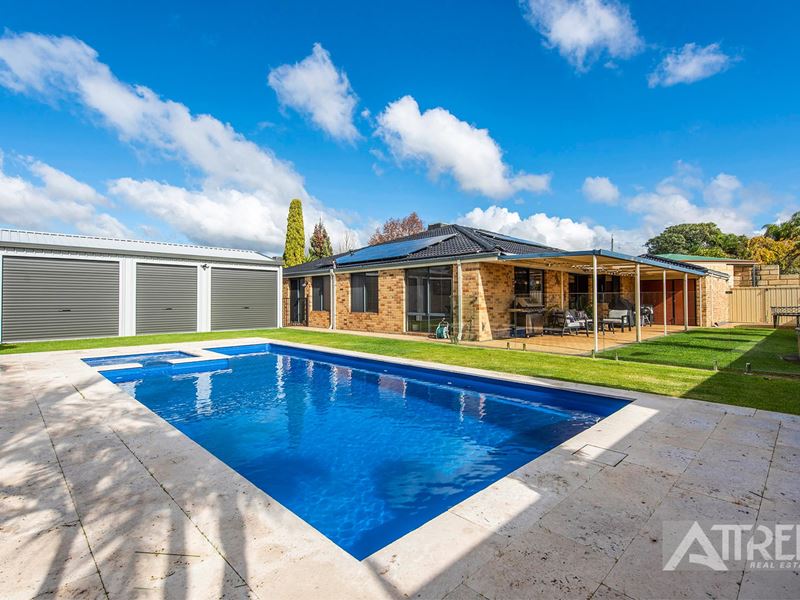 16 Fimister Parkway, Canning Vale WA 6155