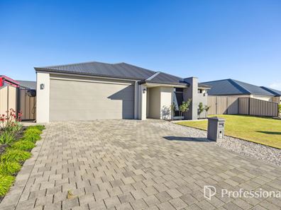 12 Groundlark Road, Australind WA 6233