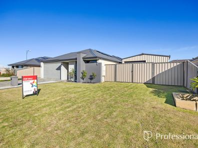 12 Groundlark Road, Australind WA 6233