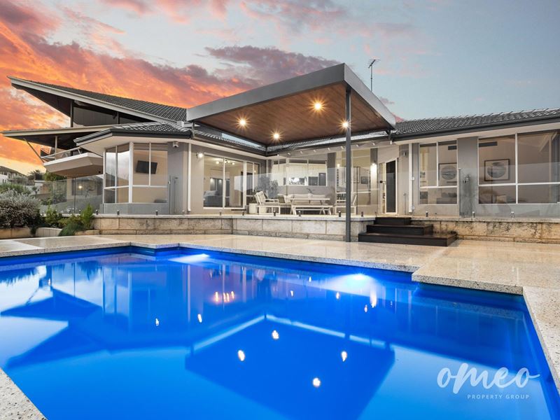 21 Castellon Crescent, Coogee WA 6166