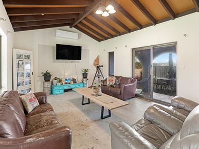 4 Bohemia Road, Yakamia WA 6330