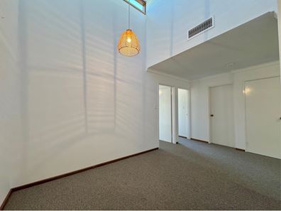 80B Janis Street, Halls Head WA 6210