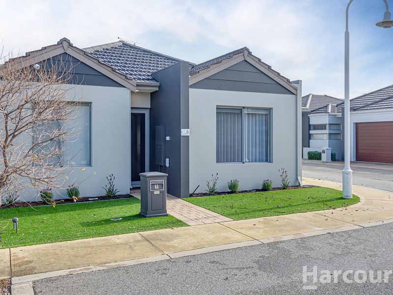 8 Nashville Loop, Currambine WA 6028