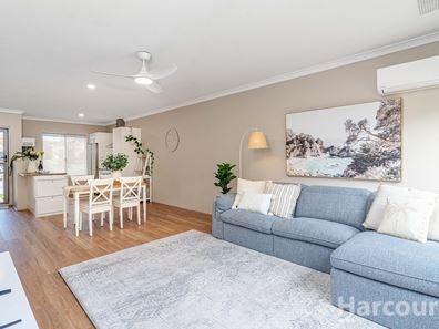 8 Nashville Loop, Currambine WA 6028