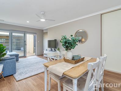 8 Nashville Loop, Currambine WA 6028