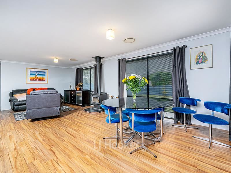 9 Sunburst Grove, Collie WA 6225