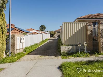 3/9 Muir Street, Innaloo WA 6018