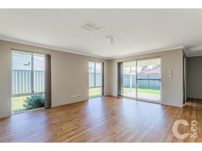 19 Lambeth Circle, Wellard WA 6170