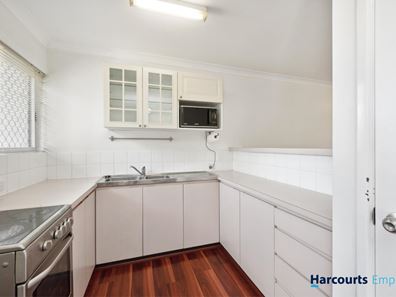 5/2 Waterway Court, Churchlands WA 6018