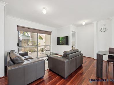5/2 Waterway Court, Churchlands WA 6018