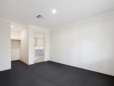 172 Ebrington Road, Wellard WA 6170