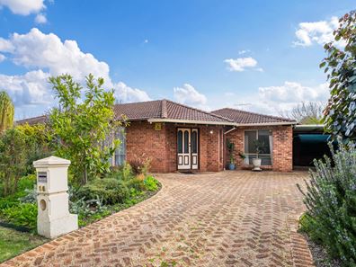 15 Grant Street, Geographe WA 6280
