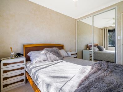 19 Estcourt Road, Redcliffe WA 6104