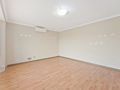 50 Minigwal Loop, Waikiki WA 6169