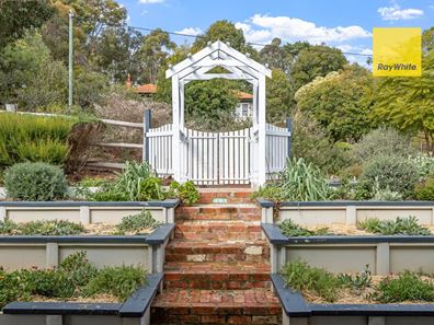48 Carey Street, Nannup WA 6275