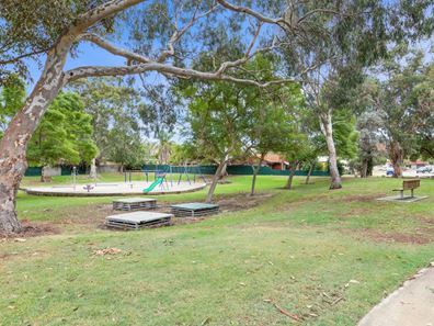 179 Winterfold Rd, Coolbellup WA 6163