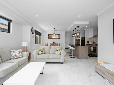 12 Coronado Way, Madora Bay WA 6210