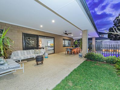 16 Mingara Avenue, Harrisdale WA 6112