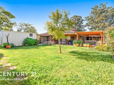 2 Dorigo Place, Gosnells WA 6110
