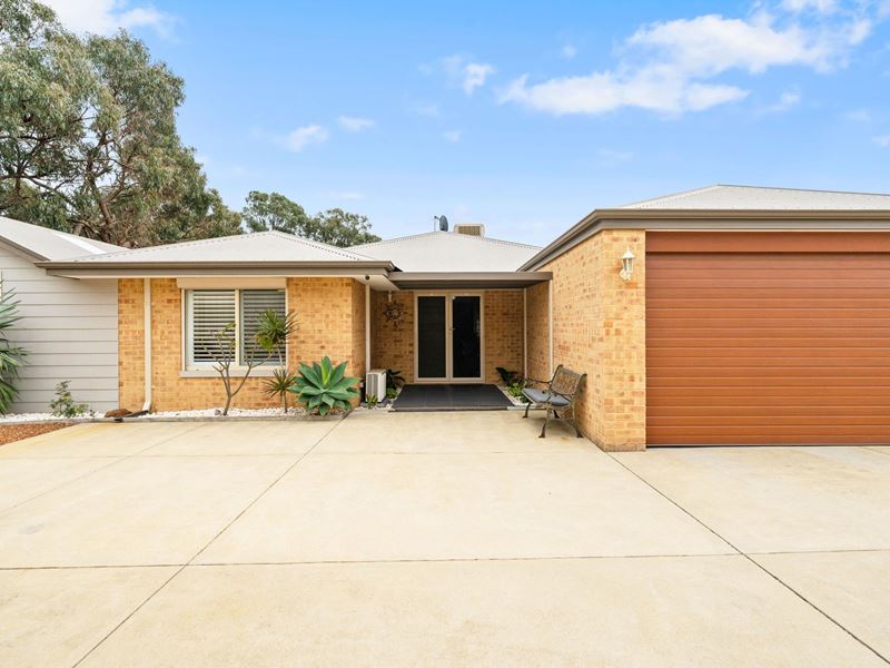 9 Hopetoun Bend, Dawesville