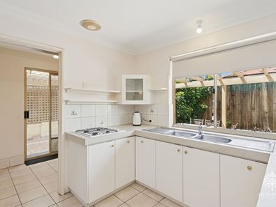 4/29 Brooks Street, Kalamunda WA 6076