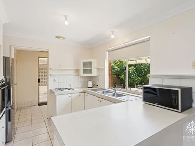 4/29 Brooks Street, Kalamunda WA 6076