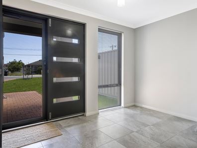 4B Steven Street, Morley WA 6062