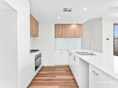 10/20 Brooks Street, Kalamunda WA 6076